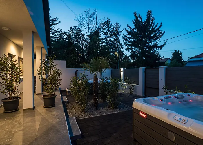 Apartment Balatonic Moon&sun Apartmanhaz *