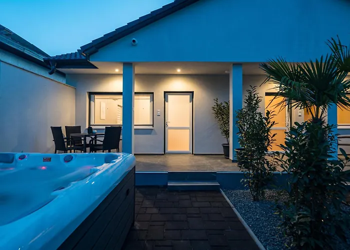 Balatonic Moon&sun Apartmanhaz *