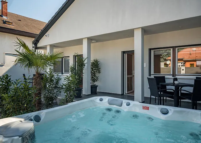 Balatonic Moon&sun Apartmanhaz