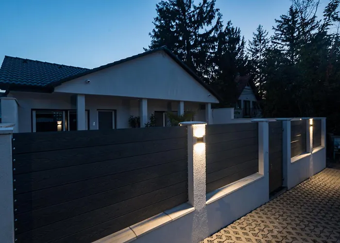 Balatonic Moon&sun Apartmanhaz *